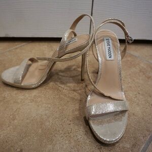 Steve Madden Tecy Gold Heels